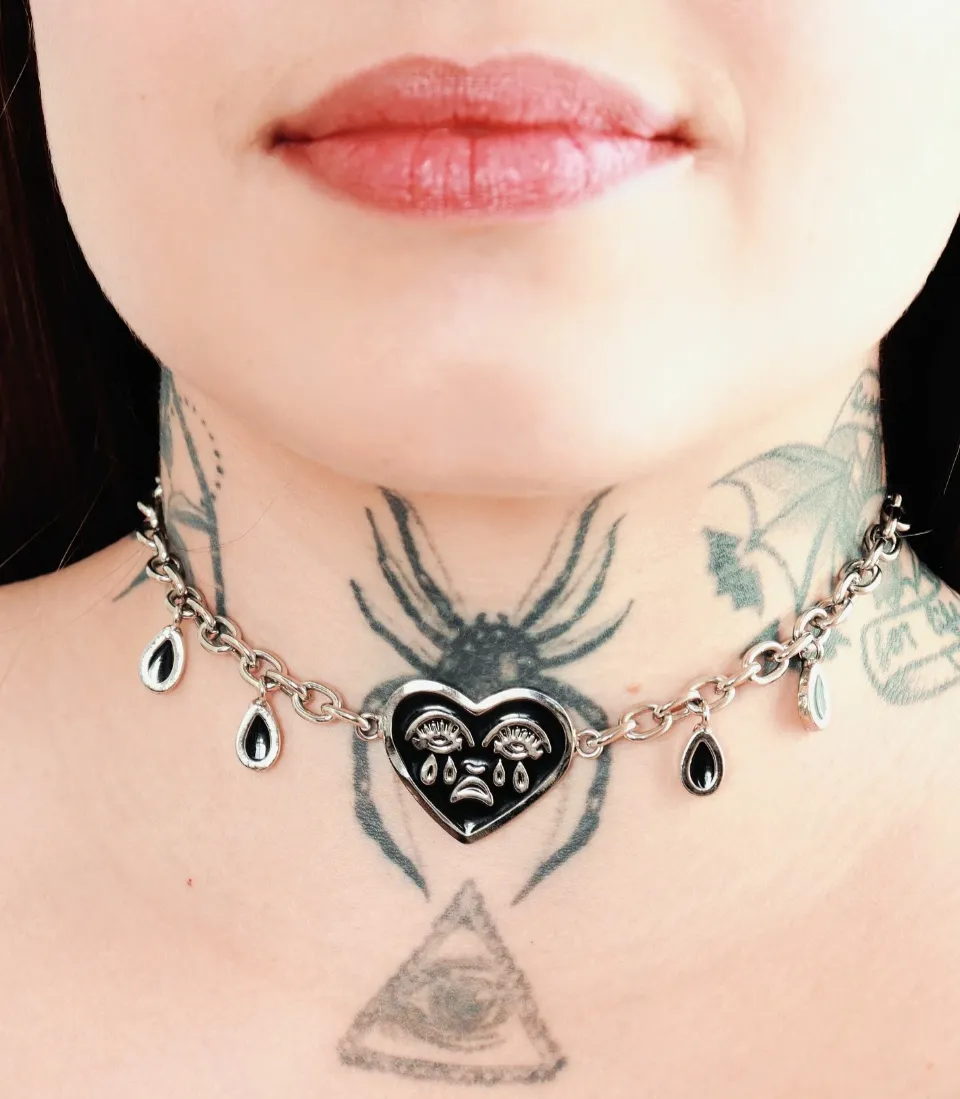Choker Corrente Cry Heart Prateado